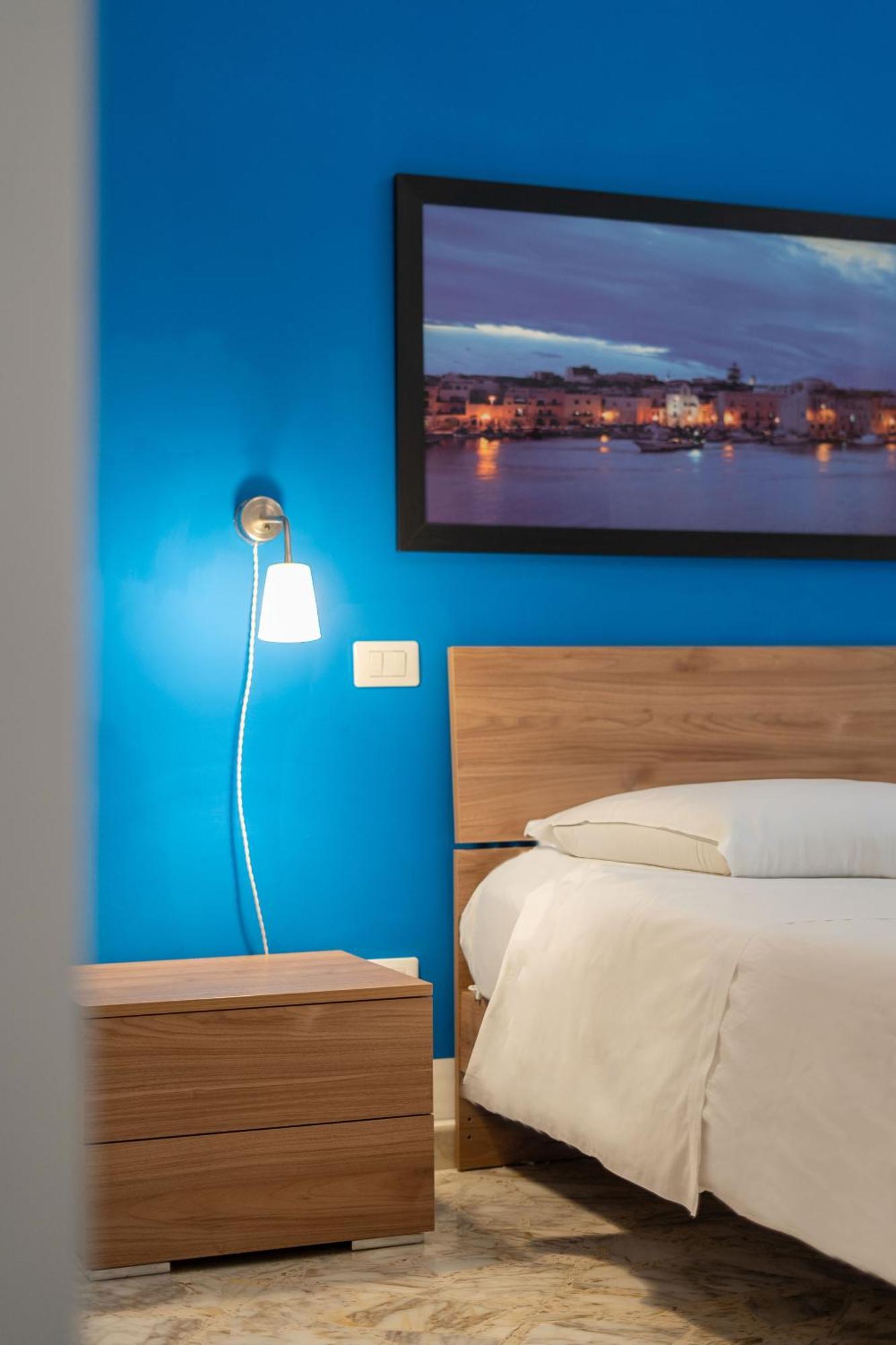 B&B Longobardi Трани Экстерьер фото