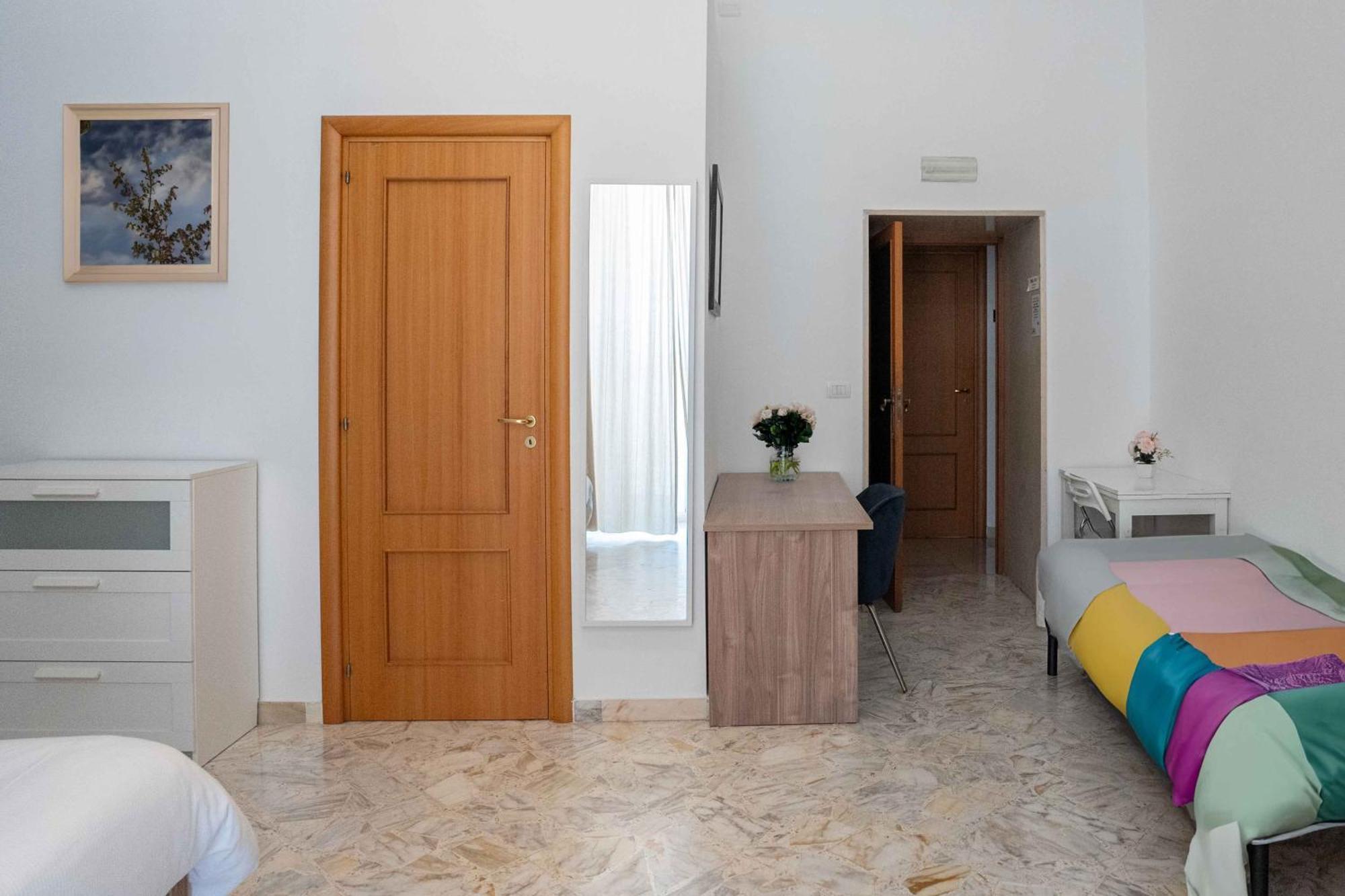 B&B Longobardi Трани Экстерьер фото