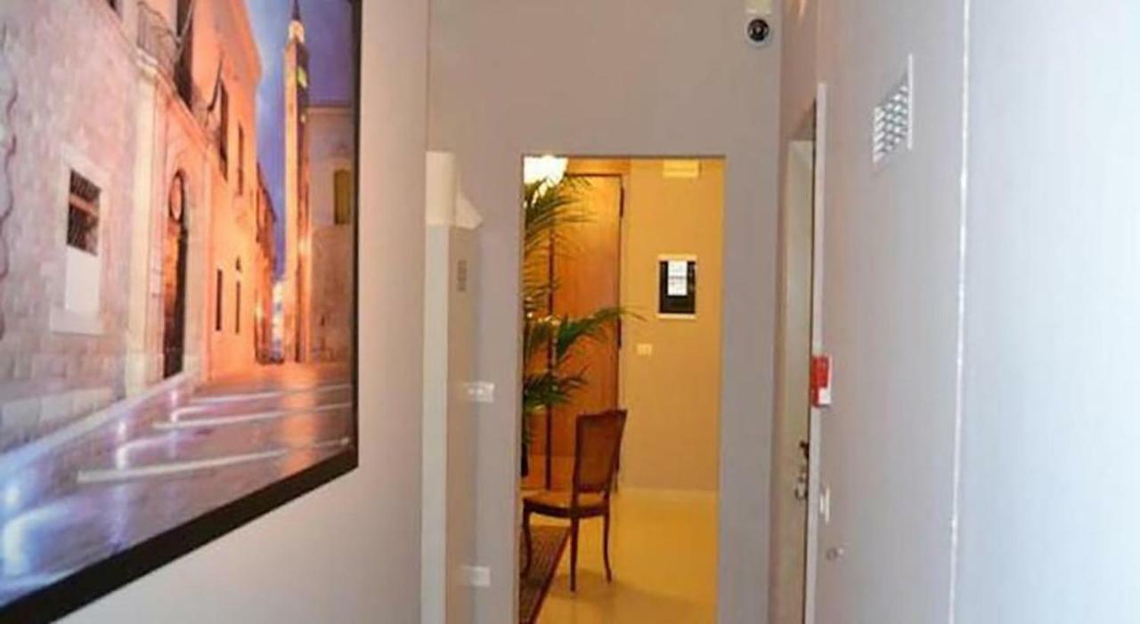 B&B Longobardi Трани Экстерьер фото